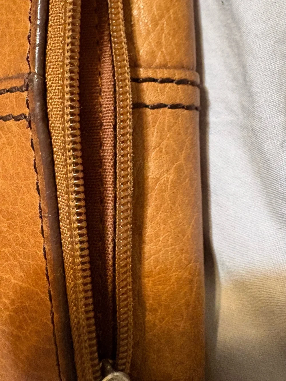 Fossil Cognac Brown Leather Wallet with Silver Logo Plate